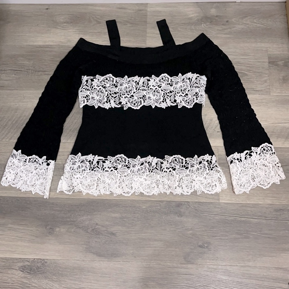 I-N-C international concept lace top size L